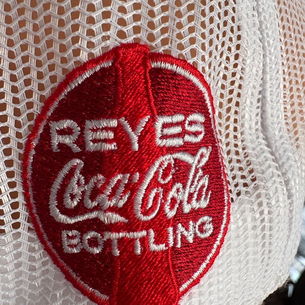 “Who will you share a Coke with?” Trucker Hat Coca-Cola Red and White Mesh Cap - Picture 2 of 6